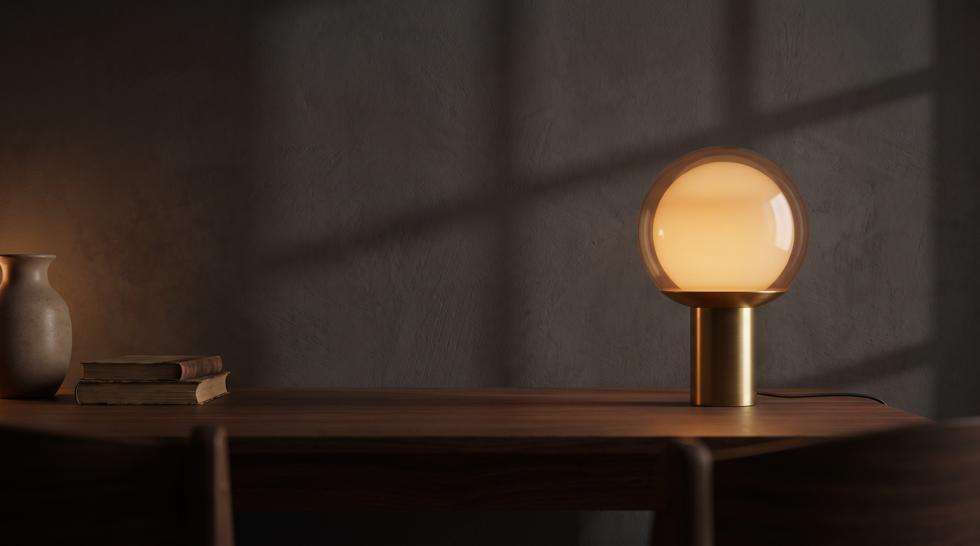 Lampe d'inspiration Bauhaus, dôme sphérique sur fût cylindrique
