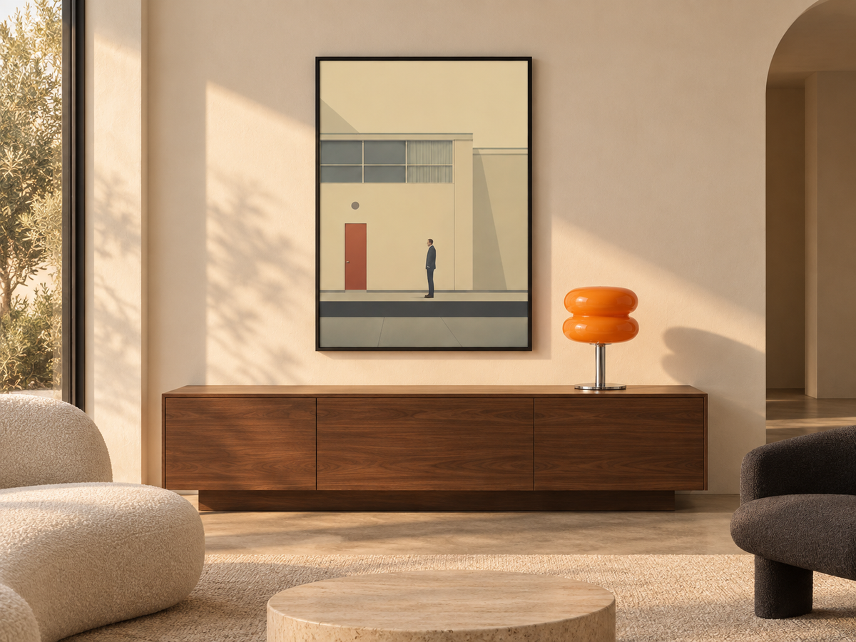 Affiche Navata encadrée dans un salon contemporain avec lampe Opaline orange