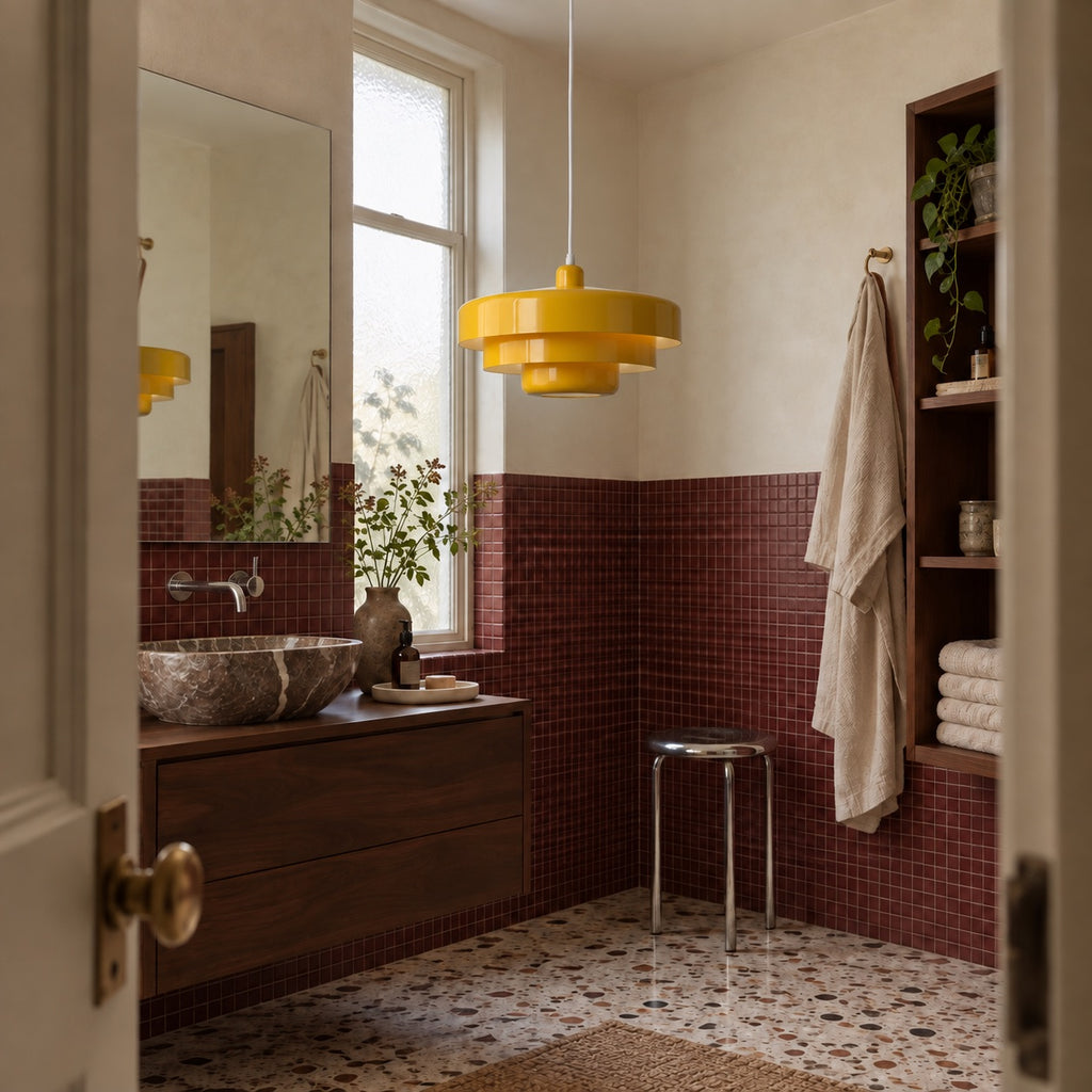 Tivoli Saffron Yellow — scène intérieure habitée